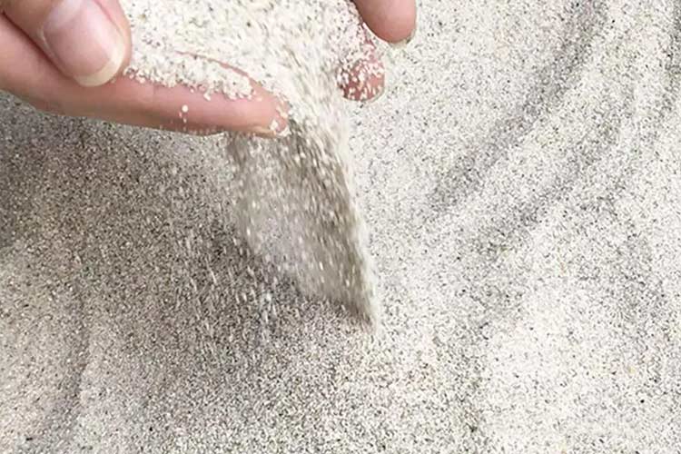 河砂、海沙、機(jī)制砂如何區(qū)分？建筑用砂選哪種性價比最高？